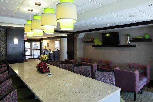 Hampton Inn By Hilton Atlanta-Town Center/Kennesaw