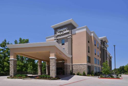 Hampton Inn & Suites Dallas Market Center