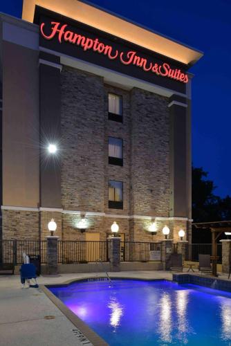 Hampton Inn By Hilton & Suites Dallas Market Center