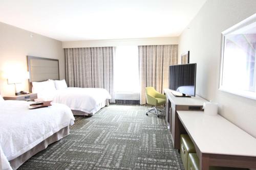 Queen Room with Two Queen Beds (4 Adults) room in Hampton Inn & Suites Dallas Market Center