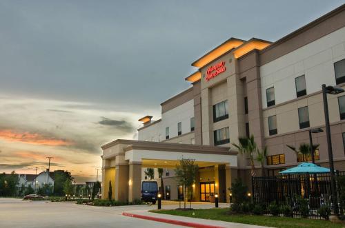 Hampton Inn & Suites Houston North IAH, TX