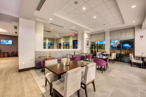 Hilton Garden Inn Irvine/Orange County Airport