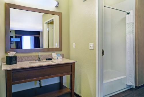 2 bedrooms, 2 beds