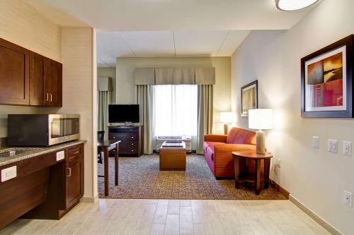 Homewood Suites by Hilton Woodbridge