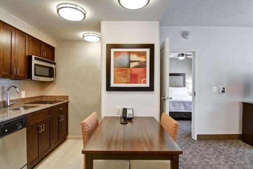 Homewood Suites by Hilton Woodbridge