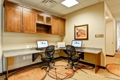 Homewood Suites by Hilton Woodbridge