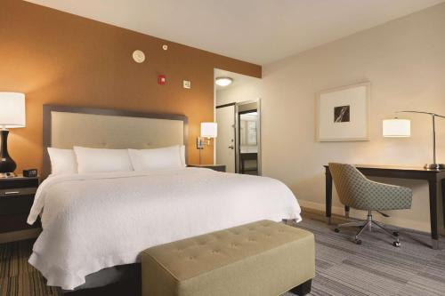 Hampton Inn & Suites - Roanoke-Downtown, VA