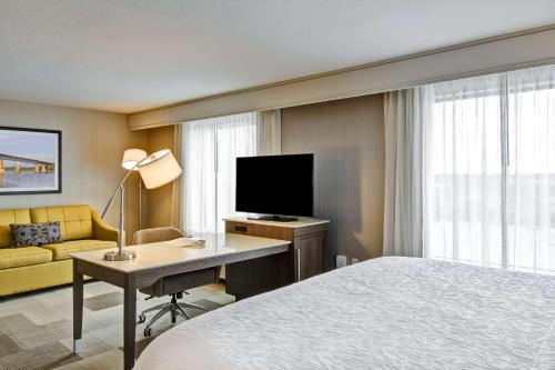 Hampton Inn & Suites by Hilton Saskatoon Airport