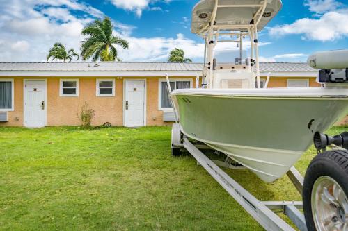 Everglades City Motel - Everglades Adventures Inn - 숙소 외관