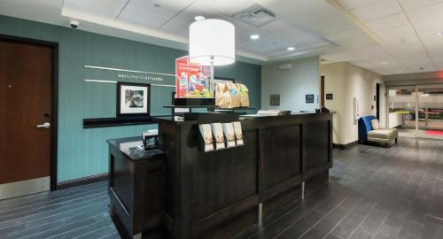 Hampton Inn & Suites Orlando near SeaWorld