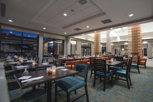 Hilton Garden Inn Bolingbrook I-55