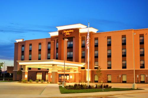 Hampton Inn By Hilton Lincoln Airport