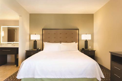 Homewood Suites by Hilton West Des Moines/SW Mall Area