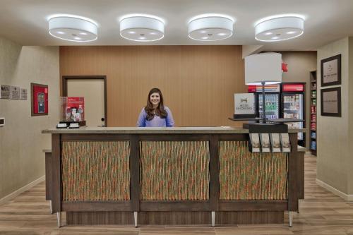 Hampton Inn & Suites Artesia - image 12
