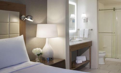 Homewood Suites by Hilton Miami Dolphin Mall - image 14