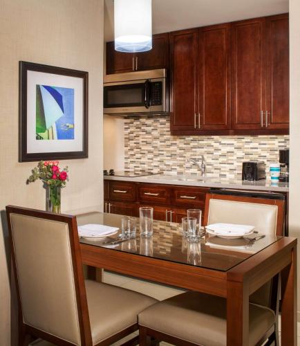 Homewood Suites by Hilton Miami Dolphin Mall