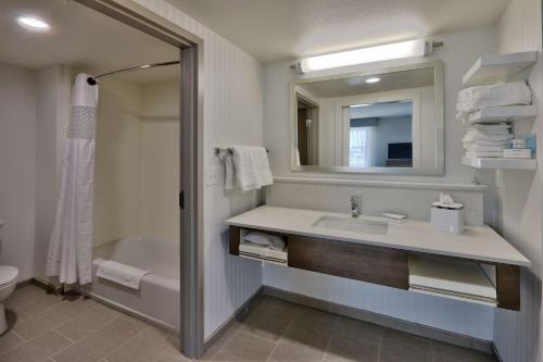 2 bedrooms, 2 beds