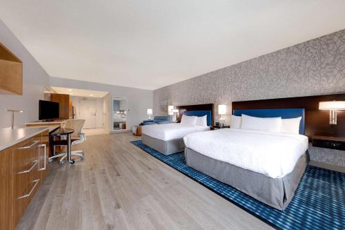 Home2 Suites by Hilton Orlando International Drive South - image 9