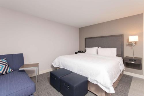 Hampton Inn and Suites Michigan City - image 13