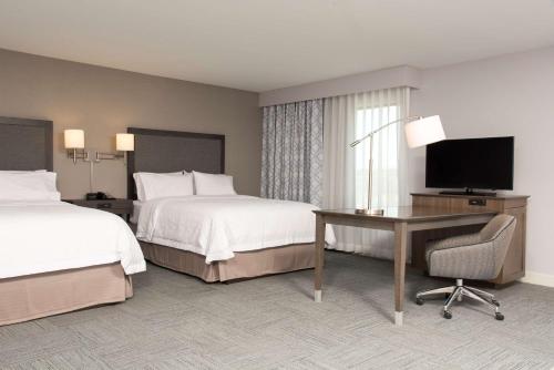Hampton Inn and Suites Michigan City - image 14