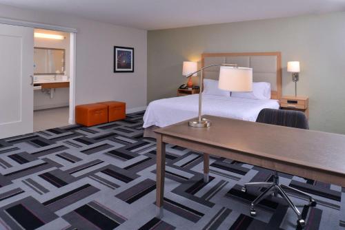 Hampton Inn By Hilton & Suites Ames, IA