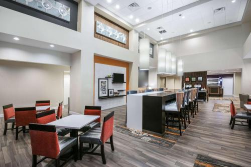 Hampton Inn & Suites San Antonio Brooks City Base, TX