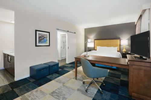 Hampton Inn & Suites San Antonio Brooks City Base, TX