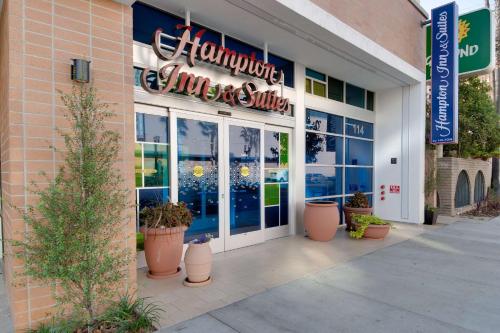 Hampton Inn & Suites Los Angeles - Glendale