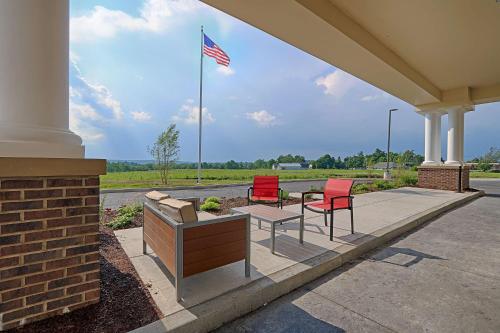 Hampton Inn & Suites Cazenovia, NY