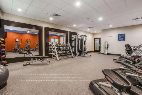 Hampton Inn By Hilton & Suites Dallas-Central Expy/North Park Area