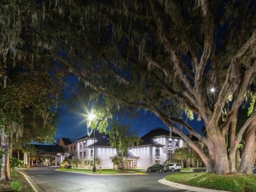 DoubleTree by Hilton Gainesville - image 10