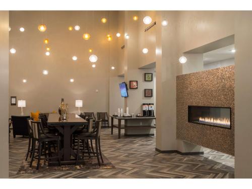 Hampton Inn and Suites Minneapolis University Area, MN in Minneapolis, USA