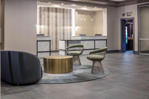 DoubleTree by Hilton Boston Logan Airport Chelsea in Chelsea, USA