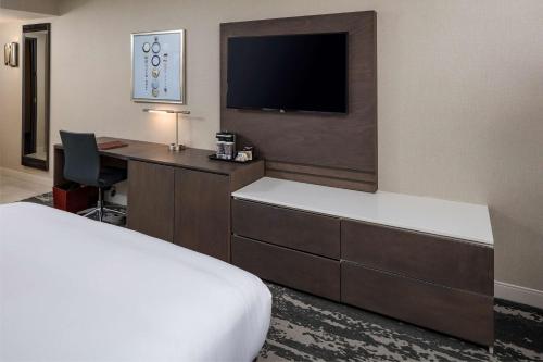 DoubleTree by Hilton Boston Logan Airport Chelsea