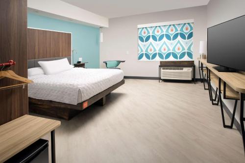 Tru By Hilton McDonough Tru By Hilton McDonough