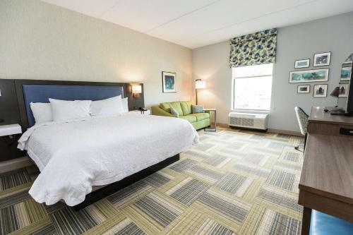 Hampton Inn By Hilton & Suites Syracuse North Airport Area