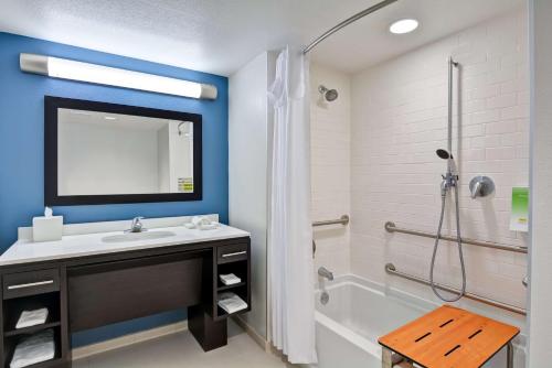 Home2 Suites Azusa - image 10