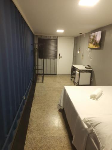 Aiezza Hostel & Suites