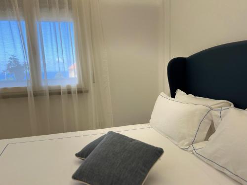 Queen Room with Sea View image 10