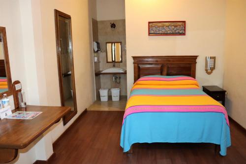 Hotel Zaragoza - image 11