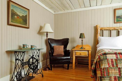 Friends Lake Inn in Chestertown, USA
