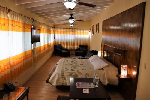 Hotel Zaragoza - image 7