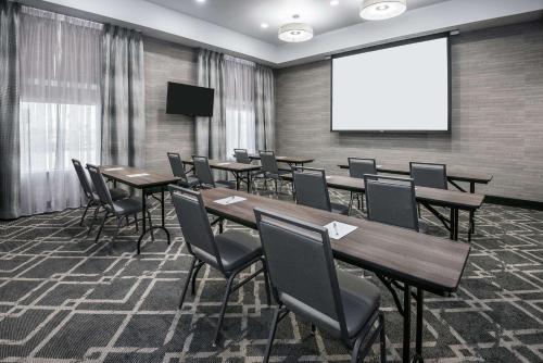 Hampton Inn & Suites By Hilton-Corpus Christi PortlandTx - image 7