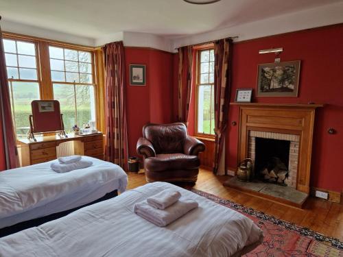 2 twin beds
