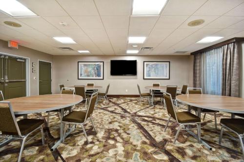 Homewood Suites by Hilton Pleasant Hill Concord