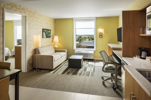 Home2 Suites By Hilton Mishawaka South Bend - image 6