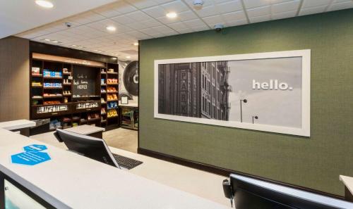 Hampton Inn & Suites Duluth North Mn - image 7