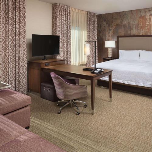 Hampton Inn & Suites by Hilton Murrieta Temecula Room Type - King Studio Suite - Non Smoking