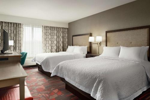 Hampton Inn & Suites St. Louis/Alton, IL