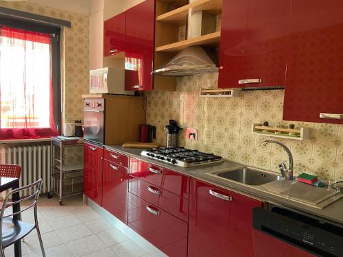 Guest House MICINI - Tap to explore photos